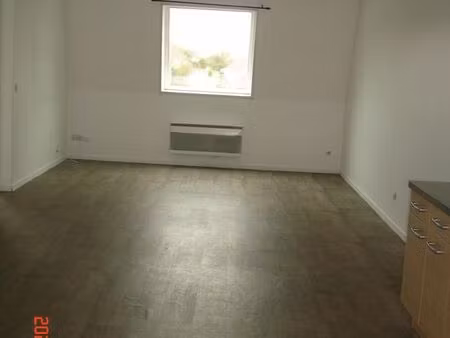 t4 3ch garage/parking à sin le noble