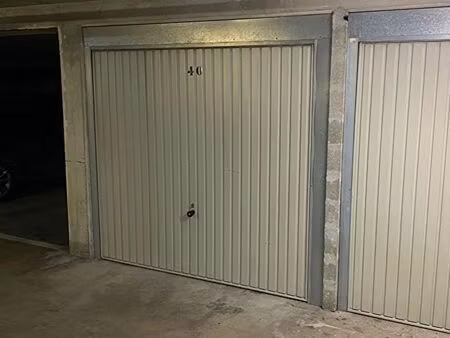 location box parking suresnes