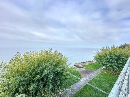 plateau brut de 70 m² - pieds dans l'eau - secteur évian-les-bains