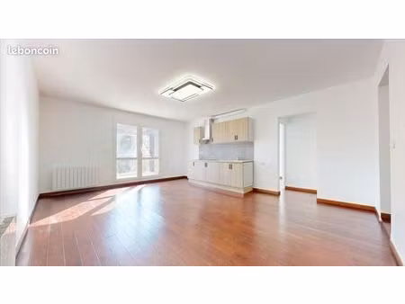 appartement 3 pièces 62 m²