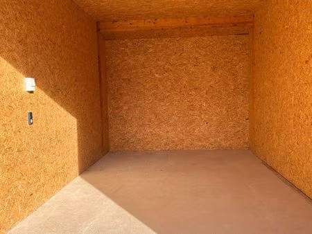 garage box local de stockage