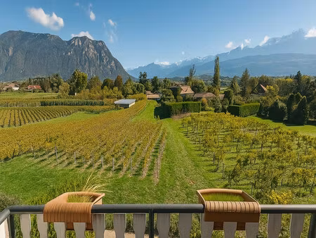 appartement t3 73m2 avec 2 places de stationnement