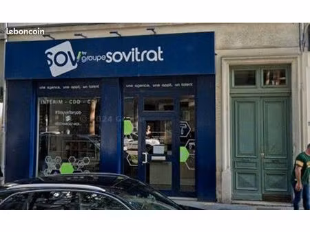 local commercial 130 m²