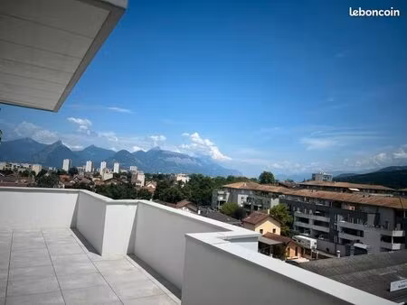 appartement 3 pièces 64 m²