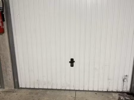 garage/box 14 m² acigne