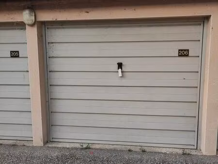 garage/box 12 m² le chambon feugerolles