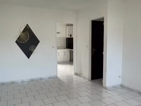 maison de village 3 pièces 70 m²