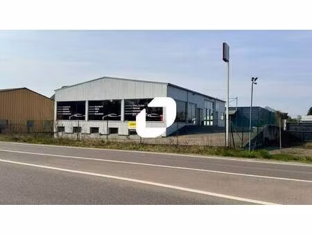 local d'activités à louer