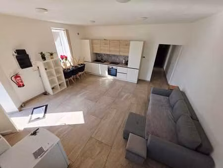 *appartement / 1 chambres / parking / chauffage gaz / peb c*