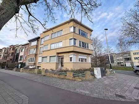 appartement spacieux à louer à deurne près de te boelaarpark