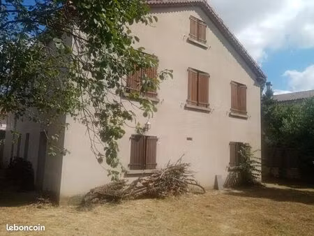 vente bron maison individuelle avec jardin à rénover