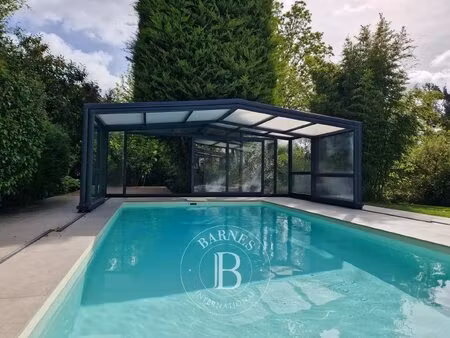 sannois (95) - maison bourgeoise - piscine et jacuzzi