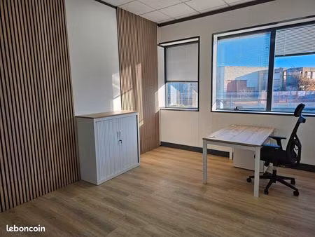 bureau équipé à louer