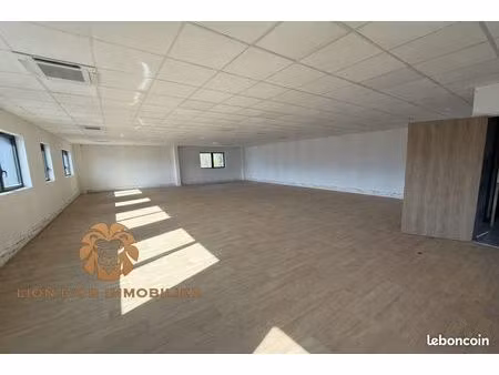 bureaux 182 m² genay