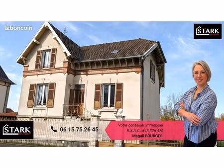 maison 6 pièces 140 m²