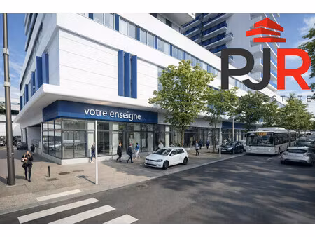 location local commercial