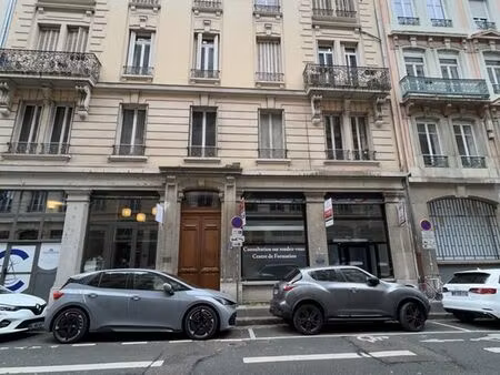 local commercial ou professionnel