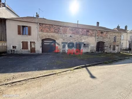 propriété 3 pièces 108 m²