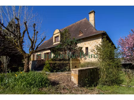 à 20 km de sarlat - périgord noir