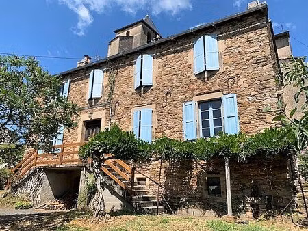 ancien presbytère avec jardin et vue sur la vallée