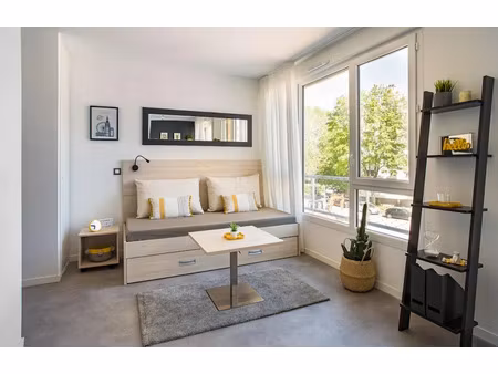 location meublée appartement 1 pièce 19.34 m² à ecully (69130)  608 €