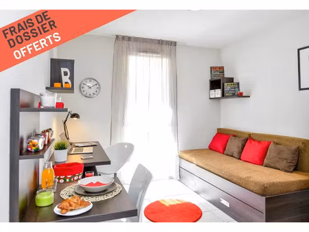 location meublée appartement 2 pièces 34.02 m² à toulon (83000)  740 €