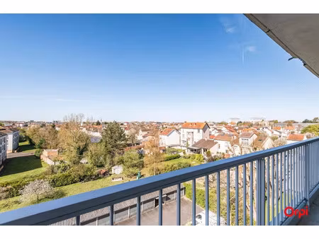 vente appartement 4 pièces 96 m² à chalons-en-champagne (51000)  202 900 €