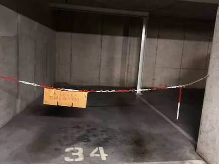 place de parking couverte à louer