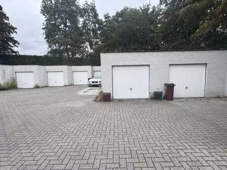 bovengrondse garagebox te koop !!