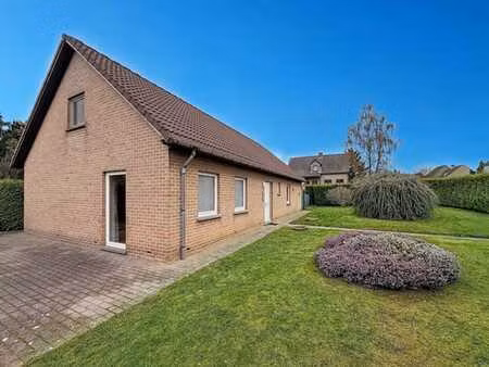 villa 4 chambres dans quartier résidentiel verdoyant