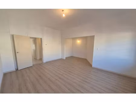 location appartement  78.9 m² t-3 à yutz  850 €