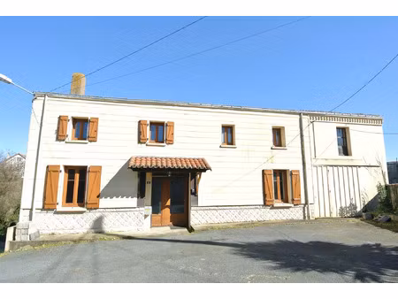 vente maison à montfaucon-montigné (49230) : à vendre / 106m² montfaucon-montigné