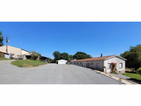 vente maison 6 pièces 644 m² largeasse (79240)