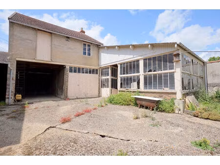 ancien atelier à réhabiliter mézières sur seine 4 pièces 167 m2