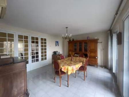 à vendre appartement t4 lumineux avec extérieur aubagne
