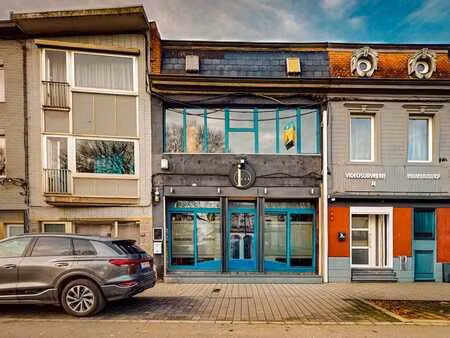 surface commerciale à vendre