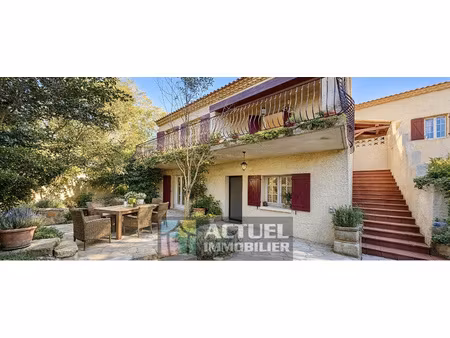 grande maison sur alco.