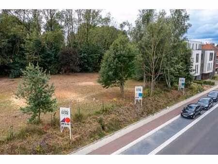 terrain à bâtir de 3 ares 71 ca situé sur l'itterbeeksebaan.