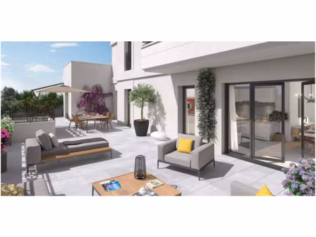 beau 4 pieces neuf avec terrasse / dpe a proche rer b.