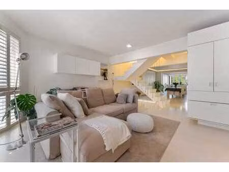 triplex de luxe avec jardin et terrasses dans le quartier d