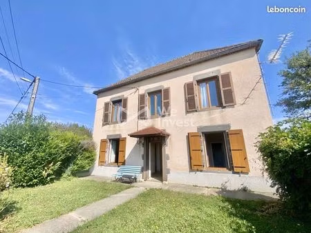 maison 6 pièces 105 m²