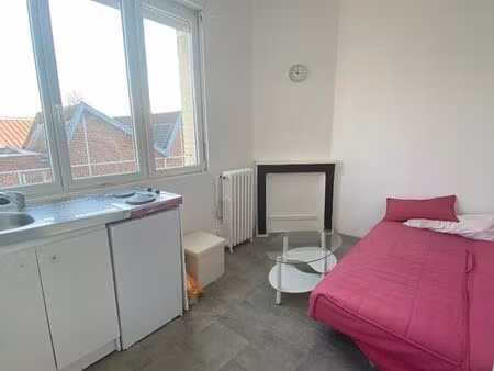 studio 2 pièces 13 m²