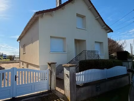 maison avec piscine à louer à soye en septaine