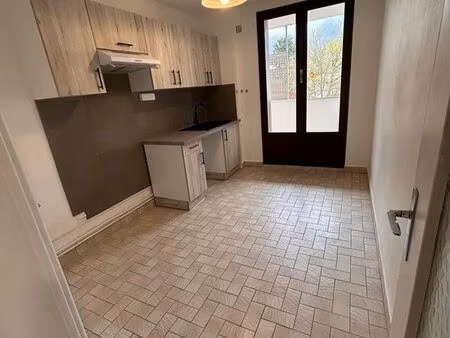 appartement 3 pièces 61 m²