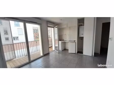 studio 1 pièce 25 m²