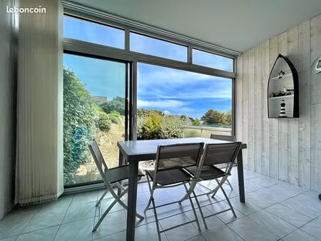 studio 1 pièce 29 m²