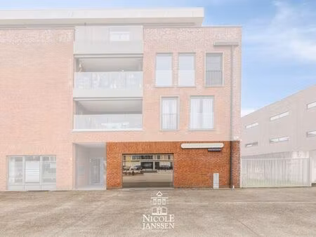 bien professionnel à vendre à dilsen-stokkem € 495.000 (lmkyh) - nicole janssen | zimmo