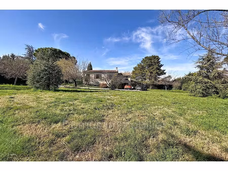 vente maison 5 pièces 96 m² saint-saturnin-lès-avignon (84450)