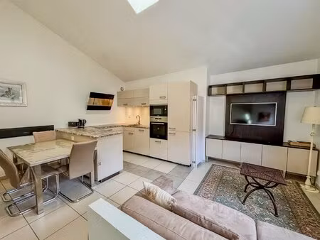 appartement meublé t2 avec balcon et stationnement brides-les-bains 3 vallees