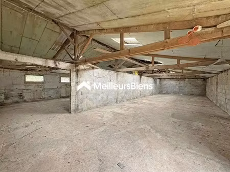 vente bureaux et commerces à beignon (56380) : à vendre / 600m² beignon